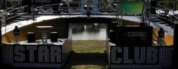Robbie Williams Podium